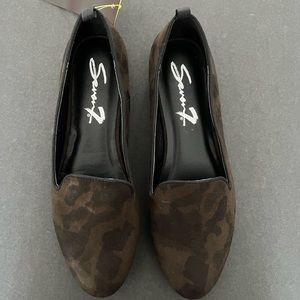 Seven7 Olive Camo Flat Shoes